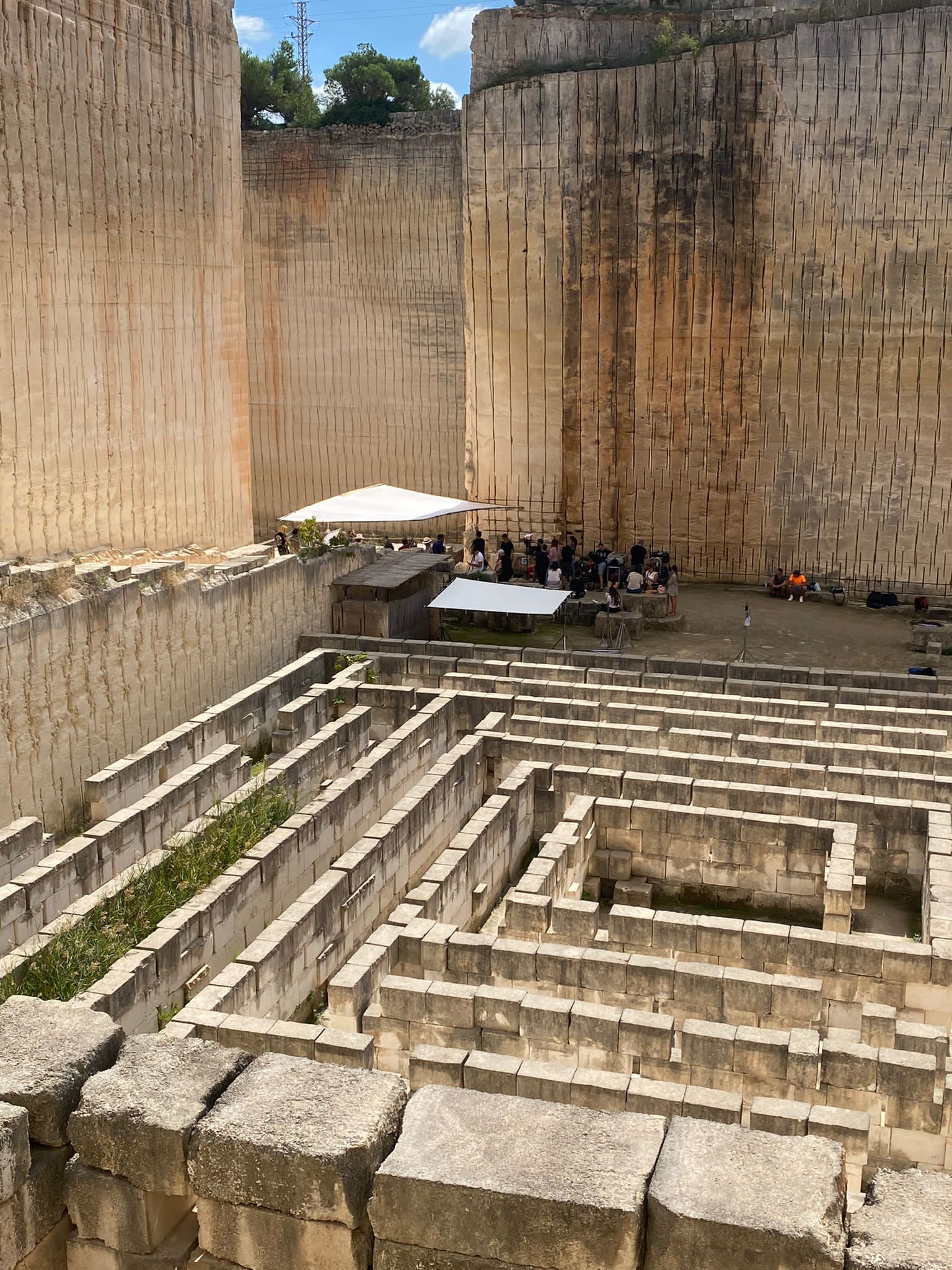 parallelproductionscompany.com